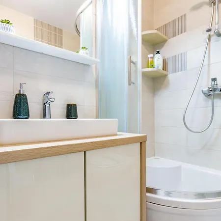 Apartment Dijana 1 Bdr With Balcony *