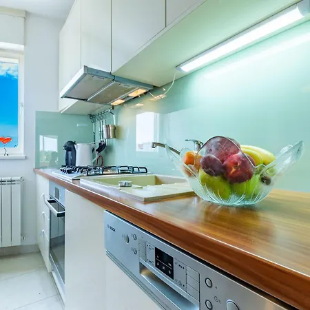 Dijana 1 Bdr With Balcony Apartamento