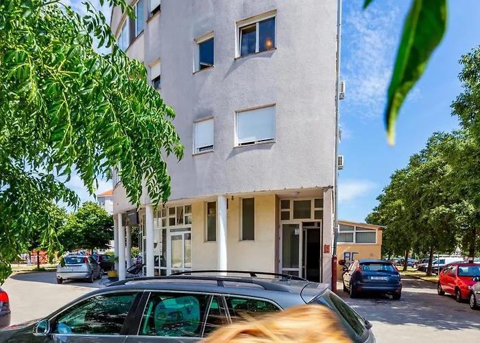Apartment Dijana 1 Bdr With Balcony