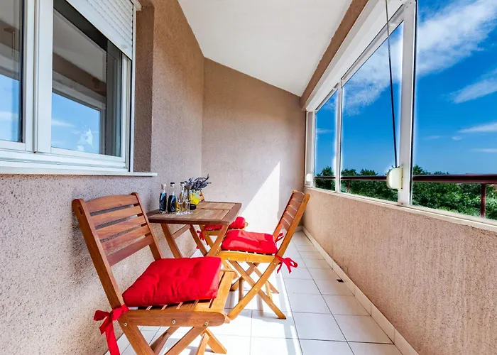 Apartment Dijana 1 Bdr With Balcony Zadar
